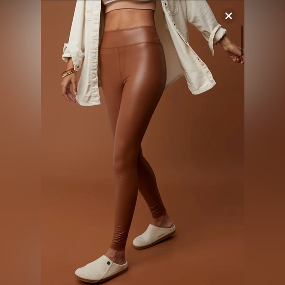 aerie Pants - 🤎 Real Luxe Faux Leather Legging 🤎
